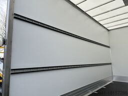 MERCEDES-BENZ Sprinter 519 Möbelkoffer mit Türen