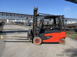 Linde E50HL Batterie 2022 // Freisichtmast //