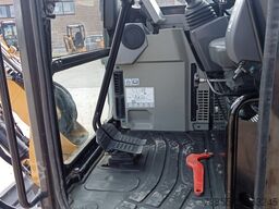 Caterpillar 303.5E2 CR with 3 buckets