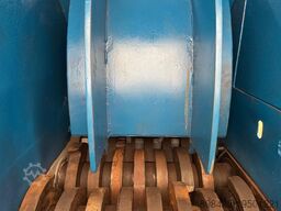 Satrind K8/25 Twin shaft shredder