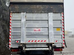 Iveco Stralis 360 4x2 box truck with full side opening.