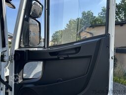 iveco 120-250 Eurocargo rechts Schiebeplane LBW