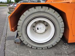 JMG MC 130S