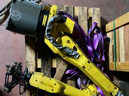 FANUC M-10iA/10M