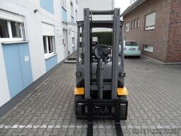Jungheinrich TFG 316 - weiße Reifen - Freihub