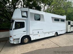 Mercedes-Benz Atego 1023 4 Pferde + Kiste Wohnung