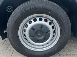 MERCEDES-BENZ Sprinter 314 AUTOMATIK NAVI DISTRONIC KAMERA LED