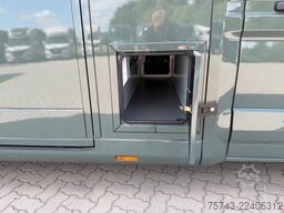 RENAULT Master STX 5 Sitzer Haras ex. Lang Automatik