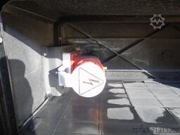 Volvo FL 14.210 + ATP/FRC + CARRIER + LIFT + EURO 6