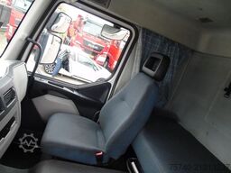 Volvo FL 240 + 12t + euro 5 + lift
