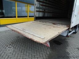 Volvo FL 240 + 12t + euro 5 + lift