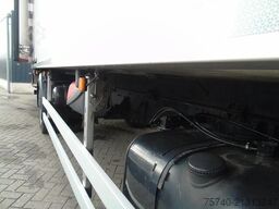 MAN TGM 18.250 + carrier supra 850 + euro 6 + lift ...