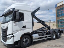 Iveco X WAY 260S500