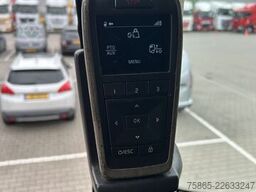 Volvo FH 500 Globetrotter 8x2 Tridem / VDL Hook 25 To...