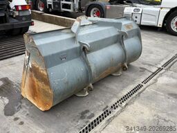 LIEBHERR 514 Stereo Schaufel&Bürste