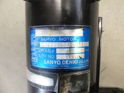Sanyo Denki 25BM014DXE50 / 06916 Servomotor - 4500 rpm