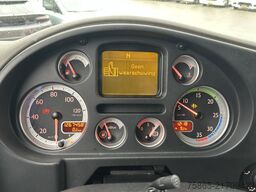 DAF FA LF 55 210 EEV / 14 Ton / Isolated Box / Load...