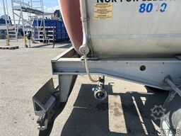 MENCI LEBENSMITTELTANK ISOLIERT, 3 KAMMERN, 34000L LIFTACHSE,   BPW-ACHSEN