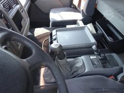 Renault Premium 420 18,500liter tank,manual gearbox,airco
