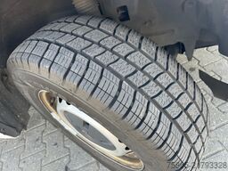 Mercedes-Benz Sprinter 319 1.9 CDI / L4 H2 / RWD / Navi / APK...