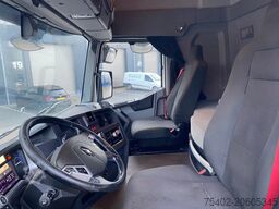 Renault T460 / Automatic / PTO