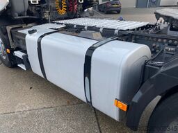 Renault T460 / Automatic / PTO