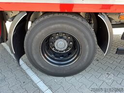 DAF CF 230 FA / 543 dkm / Tacho V2 / Box / Schuifze...