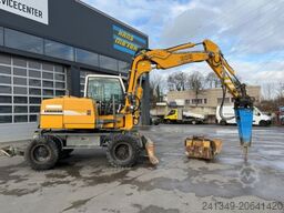 LIEBHERR 309 Litronic Spitzhammer/ 2xSchaufeln