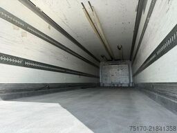Schmitz Cargobull SKO10 Carrier Maxima 1300 LBW Bär 2000kg gelenkt