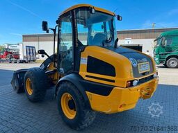 JCB 409 SV / nur 758h! / Klappschaufel / Gabel