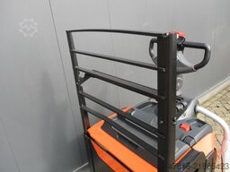 TOYOTA LPE200