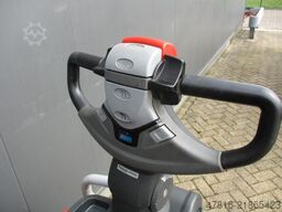 TOYOTA LPE200