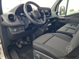 Mercedes-Benz Sprinter 317 Pritsche Plane Schlafkab RWD 10 Pal