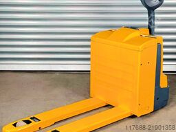 Jungheinrich EJE 118. - Service Neu - nur 2287 Std-Batterie 90%