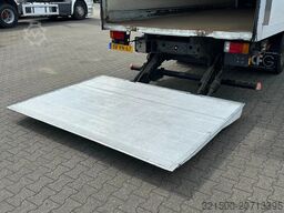 Iveco EuroCargo 120 EL18 Closed Box Saxas / Lift / Eu...