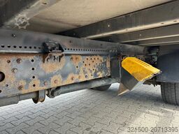 Iveco EuroCargo 120 EL18 Closed Box Saxas / Lift / Eu...