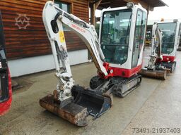 Takeuchi TB 216 mit POWERTILT