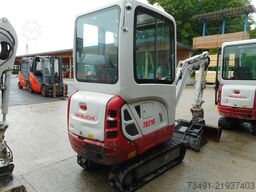 Takeuchi TB 216 mit POWERTILT