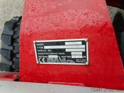 Takeuchi TB 216 mit POWERTILT