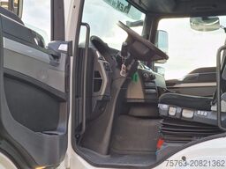 MAN TGM 18.290 4x2 - Sleepercab - Box with sidedoor...