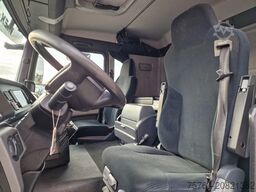 MAN TGM 18.290 4x2 - Sleepercab - Box with sidedoor...
