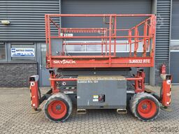Skyjack SJ6832RTE 4x4, Jaar 2017, 12m Werkhoogte
