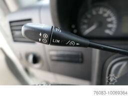 MERCEDES-BENZ 316 Maxi Möbelkoffer extrahoch 2,38m Motorschade