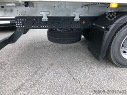 MERCEDES-BENZ Actros 1827 4x2 Kühlkoffer Nahverkehr