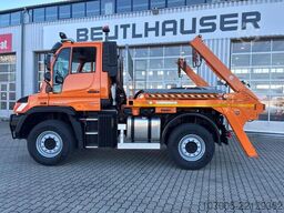 Mercedes-Benz Unimog U 430 mit Jotha Absetzer CombiCon 5018