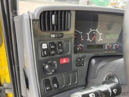 Scania P230 LB 4x2 Plane/HB / Swiss-Vehicle
