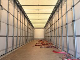 SCHMITZ CARGOBULL S.CS 24 13.62, 2x Speed Curtain, Lift, Getränke