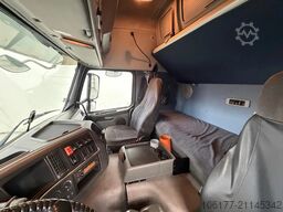 Volvo FM 11 440 Globetrotter 6x2