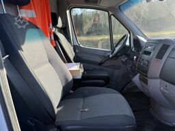 Mercedes-Benz 516 CDI Kühlkoffer/HB / Swiss-Vehicle