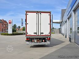 DAF LF 320 FA 4x2 OCC363 19t. – koel/vries – Multi ...